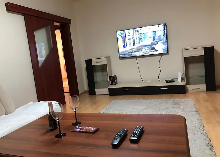 Sever Hroncova Апартаменты